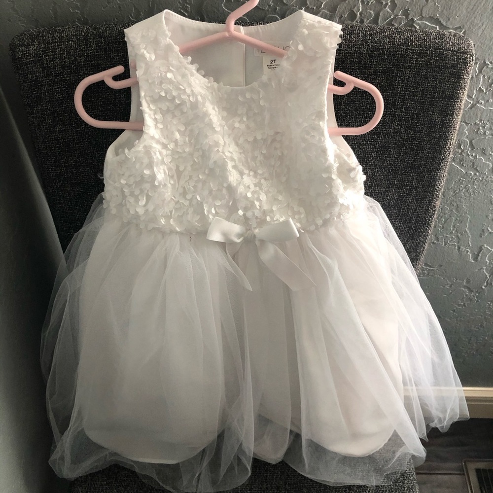 Girls 2T white toole wedding/baptism dress